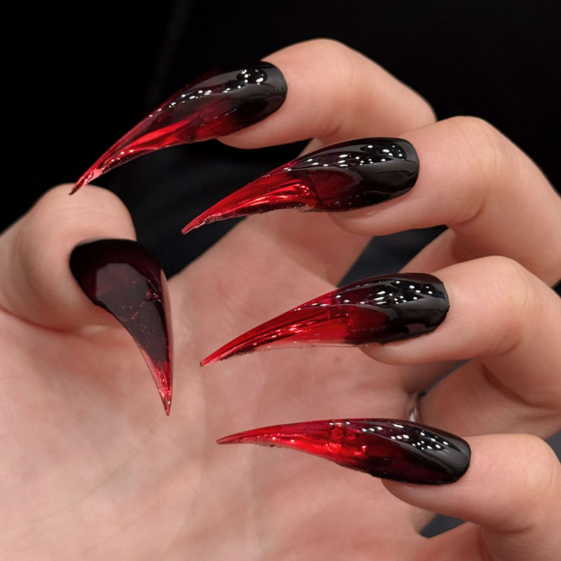 Nail Art Gothic - 欧米で人気のクロスボーダーネイルアート：赤と黒のドラゴンクローとイーグルクローのプレスオンネイル