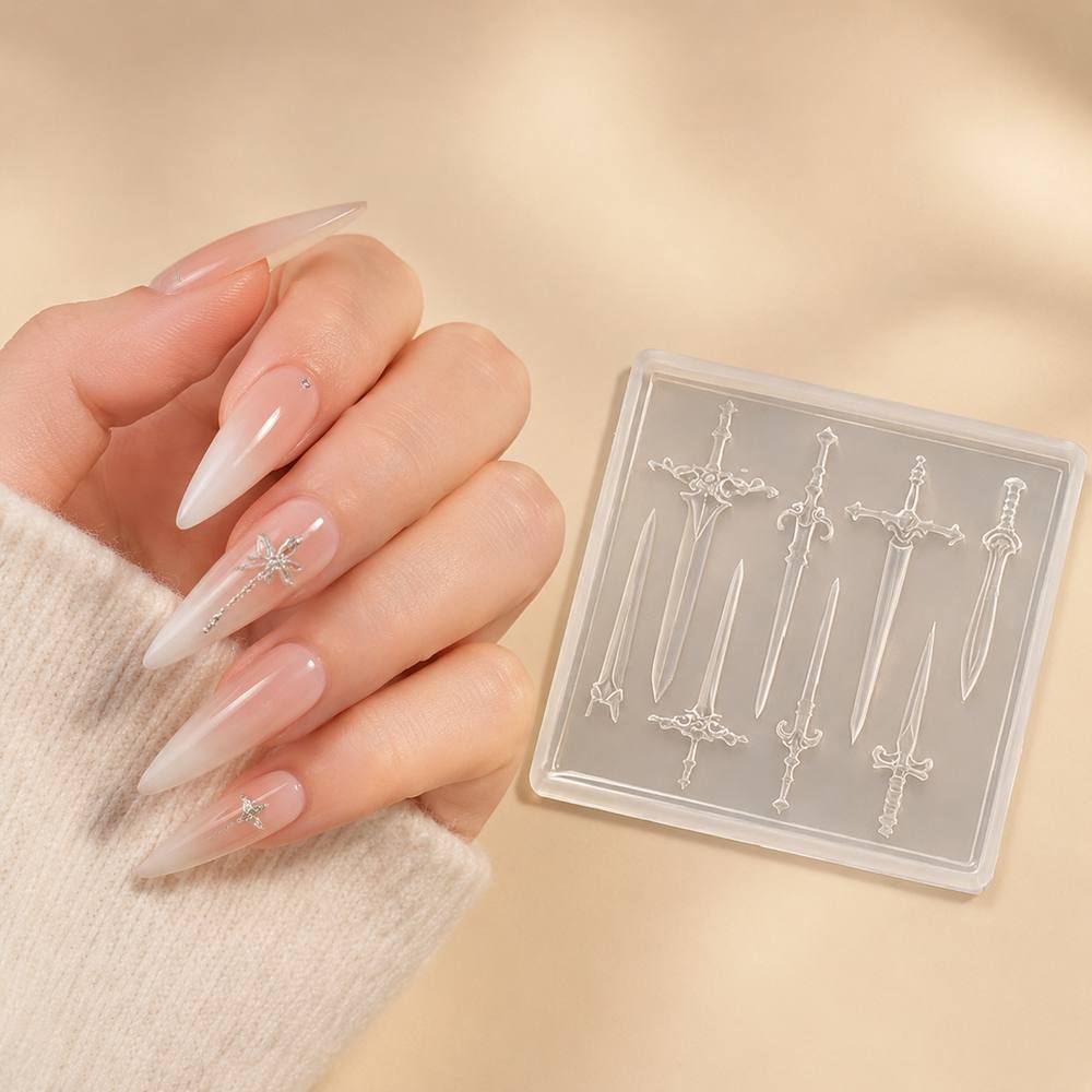 Nail Art Gothic - 1個入りミニソードネイルモールド中世の剣シリコンネイルアートテンプレートヴィンテージゴシックブレードネイルアートモールドツール