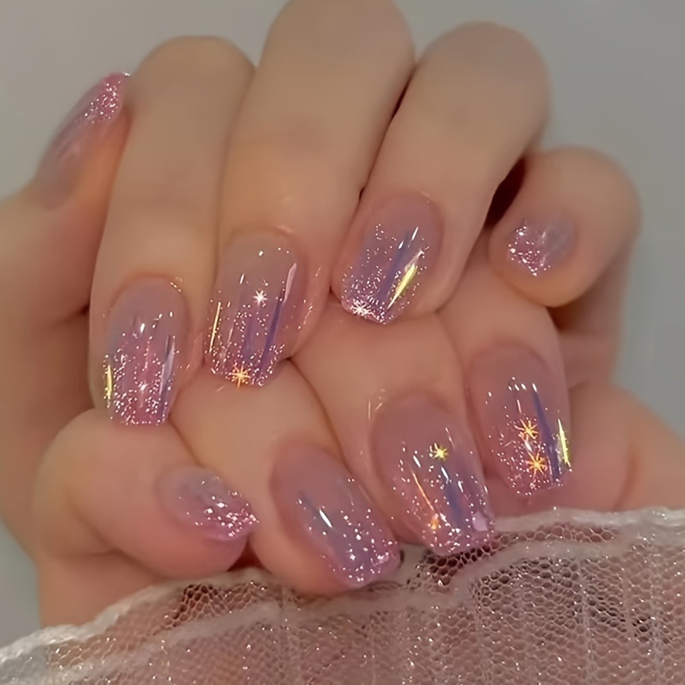 Nail Art Ombre Pink - 24枚入り シンプルなグラデーションスプリングネイル 甘くてクールな女性＆女の子向け 取り外し可能で着用可能なネイルアート オーバルショートピンクのプレスオンネイル
