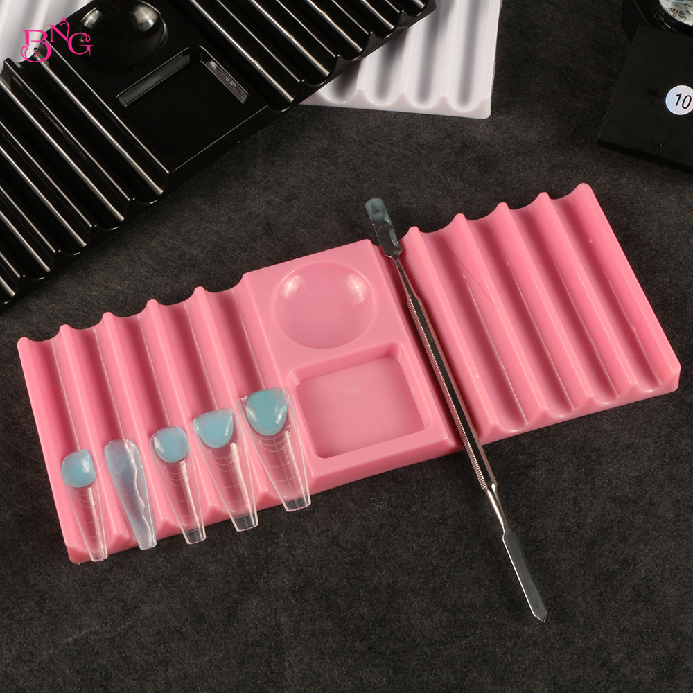 BNGデュアルフォームホルダー プラスチック製ペンスタンド  - Nail Extension Form のレビューと価格