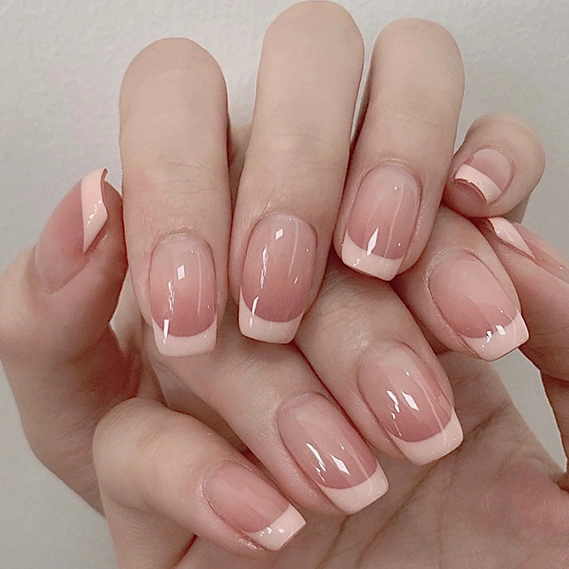 フレンチスクエアレッドチェリーフェイクネイル,チャーム付きプ - Nail Art Red Cherry のレビューと価格