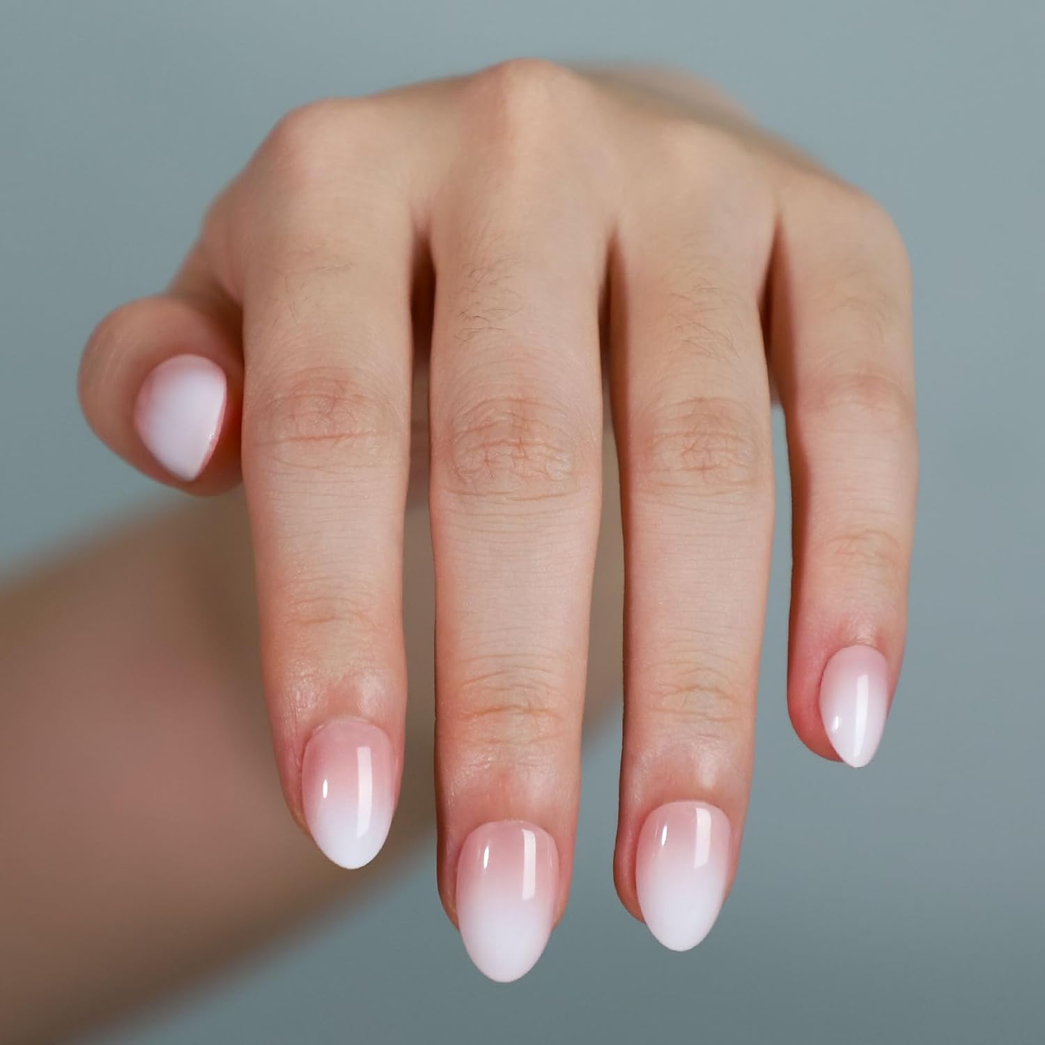 120枚入りミディアムオーバルオンブレピンクミニマリストつけ - Nail Art Ombre Pink のレビューと価格