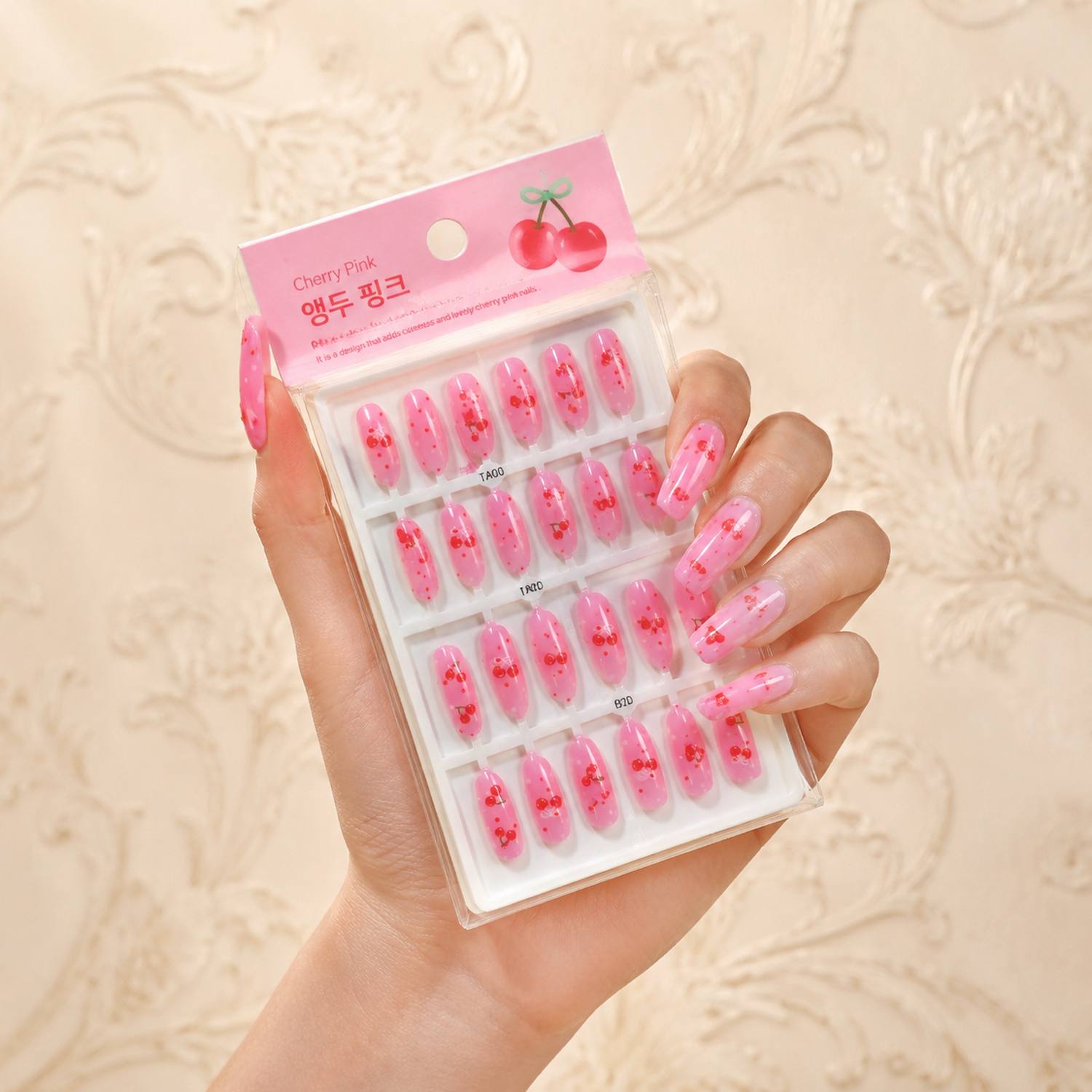 1袋入り ピンクオンブレ グロッシーチェリープレスオンネイル - Nail Art Ombre Pink のレビューと価格